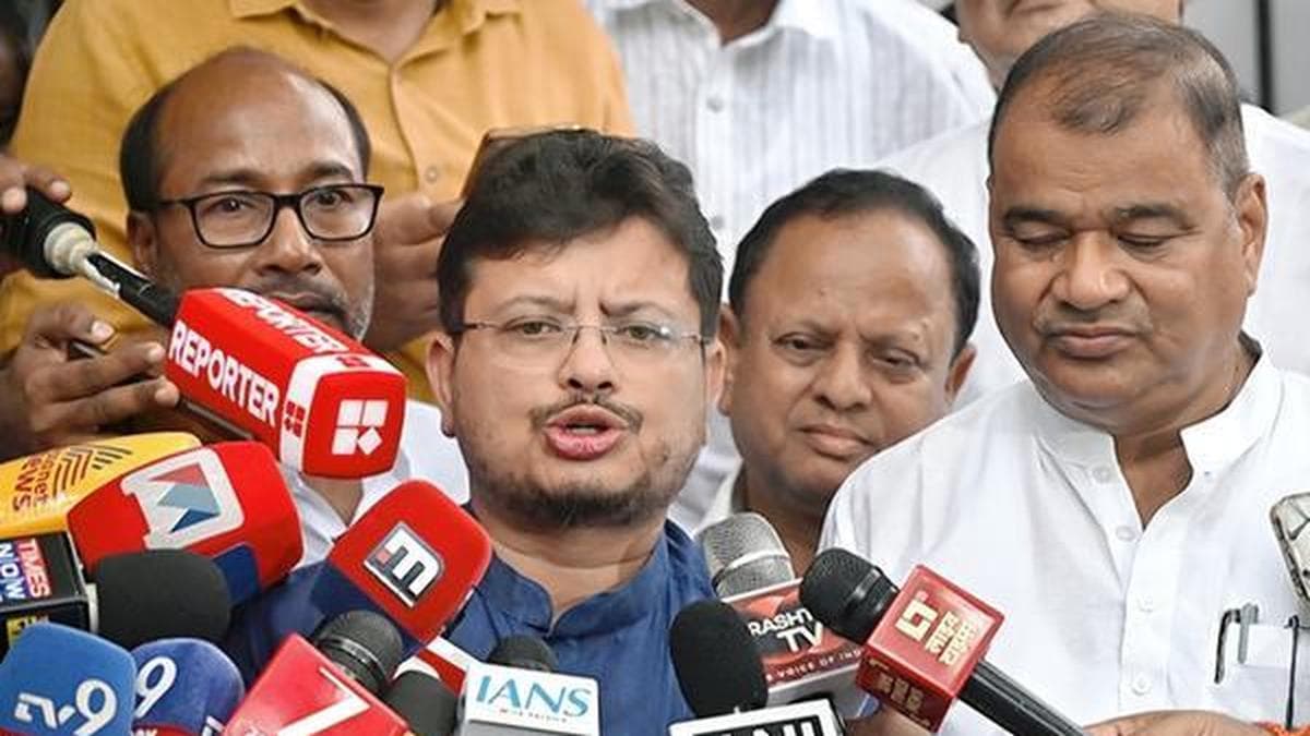 Will withdraw candidate from Nandigram if Mamata decides to contest: Ritabrata Banerjee